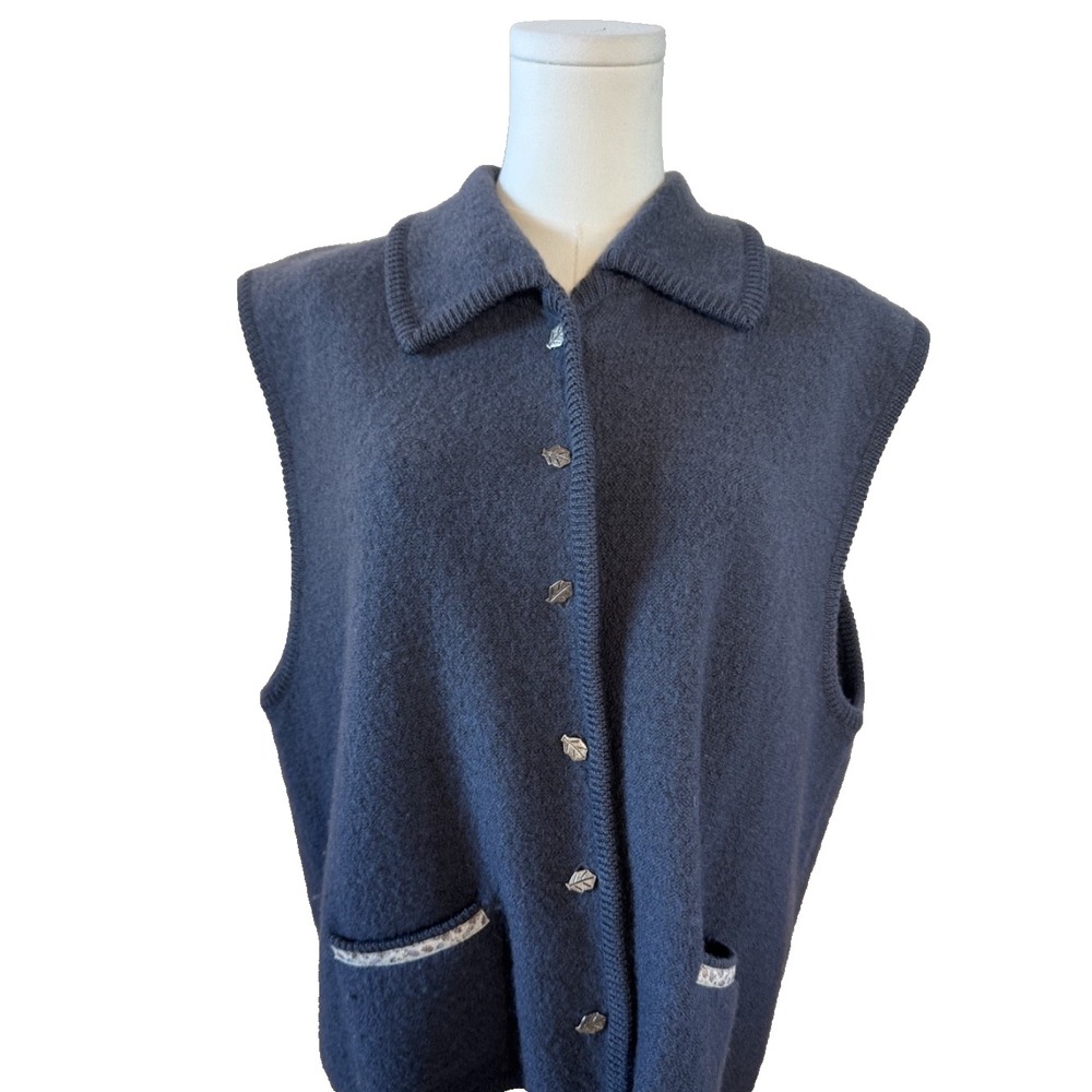 Woolrich Blue 100 Percent Wool Women's Vest Leaf Buttons Sz‎ XL Rare!